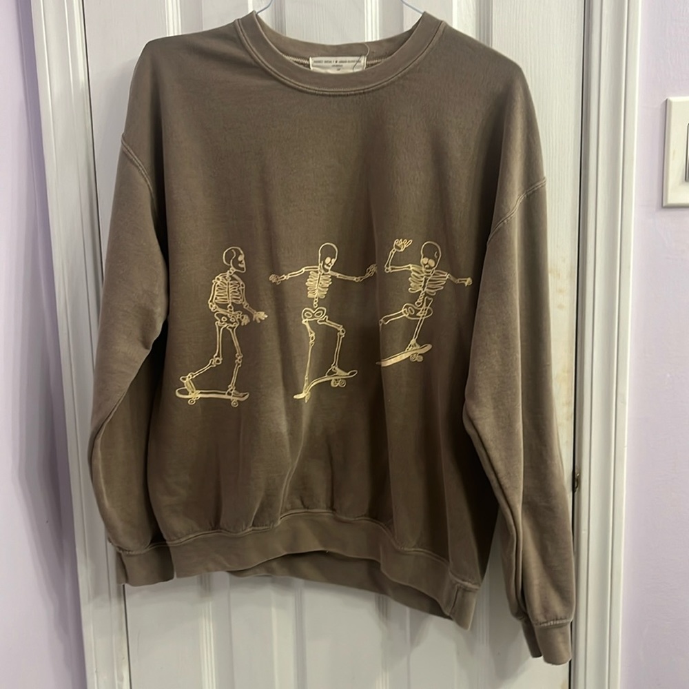Project Social T / Urban Outfitters SKELETON SKATE SWEATSHIRT size s/m BROWN